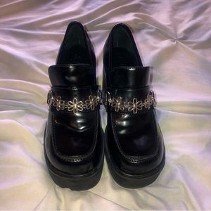 DELIAS PLATFORM LOAFERS |Chunky 90’s goth |Womens size 6